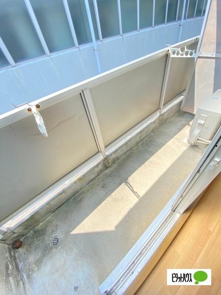 グリーンプラザ谷町壱番館（301） バルコニー