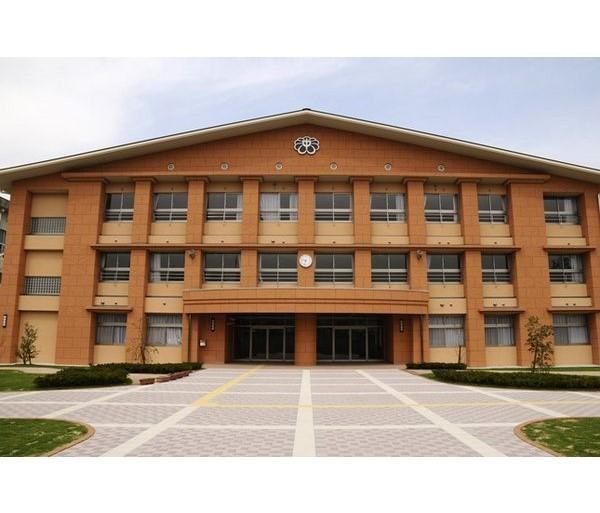 和歌山市立西和中学校：1507m