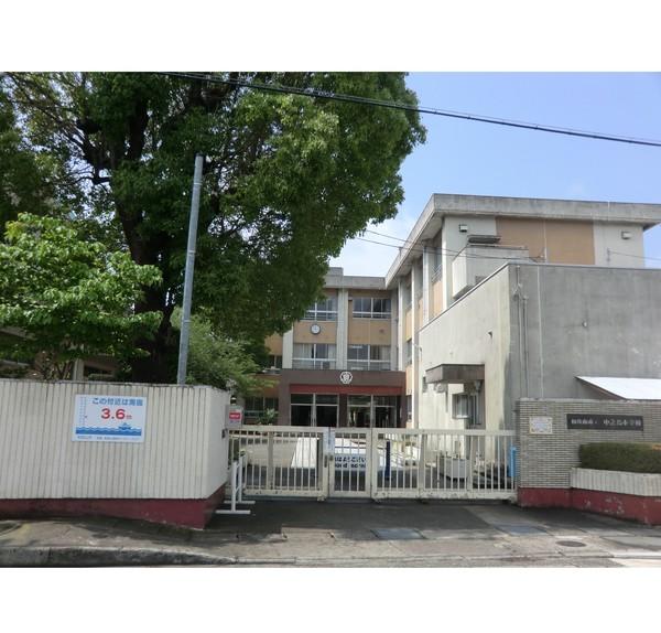 和歌山市立中之島小学校：285m