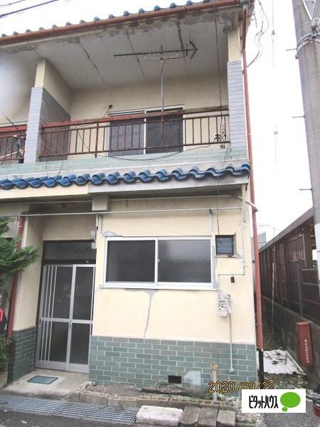 信和住宅（1） 玄関