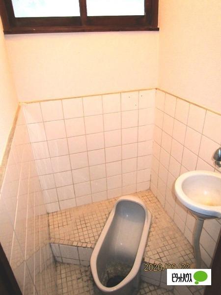 信和住宅（1） トイレ