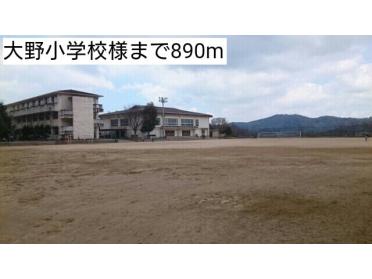 オークワ海南幡川店：657m