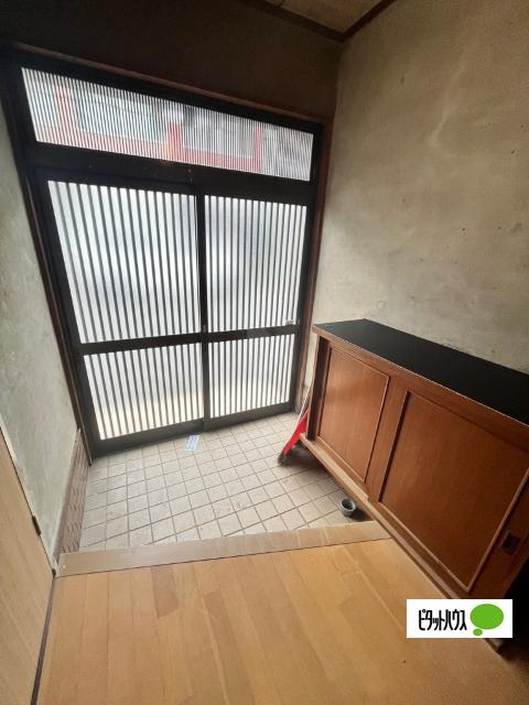 和歌山市本町一戸建 玄関