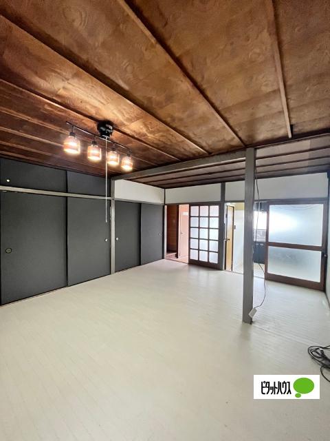 和歌山市本町一戸建 リビング