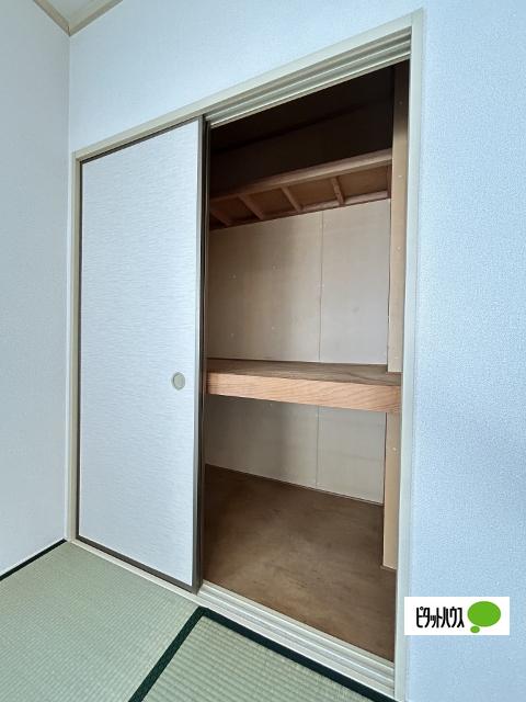 フレグランス堀止（102） 収納