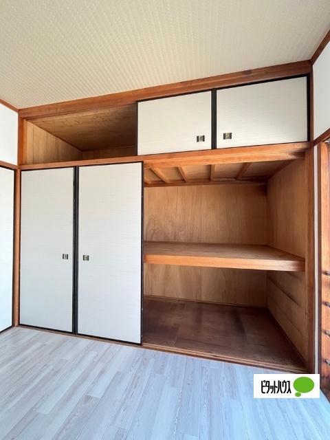 和歌山市三葛一戸建 収納