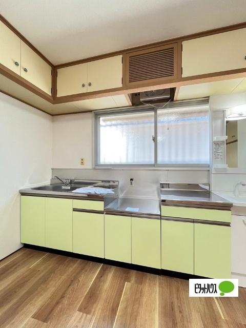 和歌山市三葛一戸建 キッチン