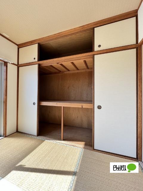 サンハイツ中之島（401） 収納