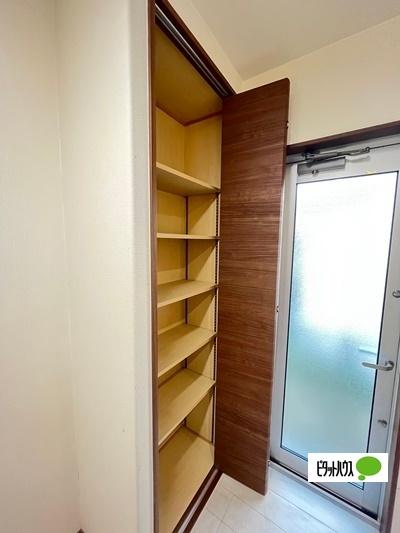 和歌山市永穂一戸建 収納