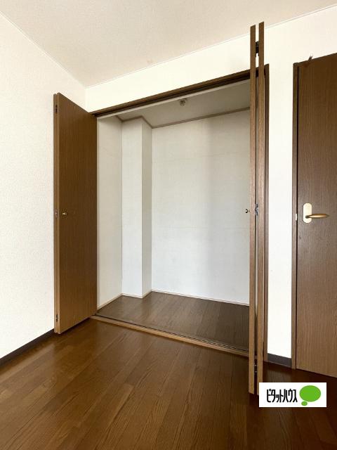 レスペート西庄Ⅱ（302） 収納