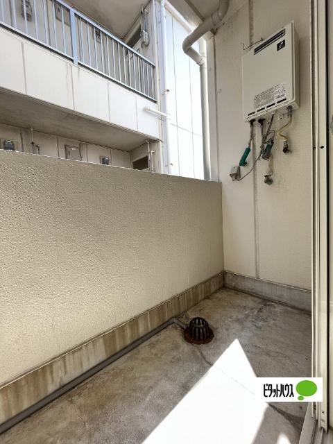 コーポホワイト南出島Ｂ棟（H） バルコニー