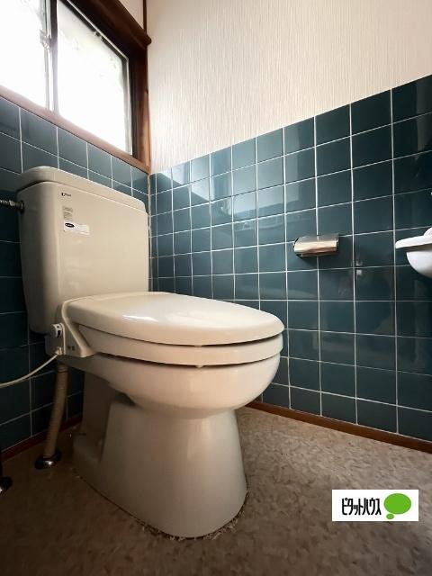 園部　戸建て（-） トイレ