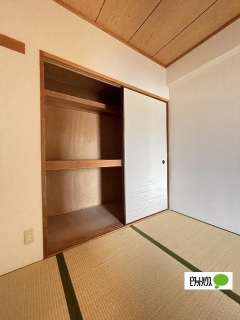 スペイシャル紀の川（302） 収納