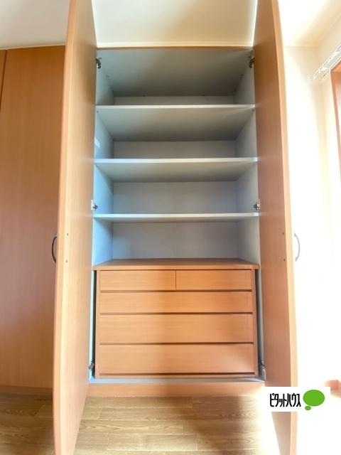 グレイシャスパレス千代（102） 部屋画像