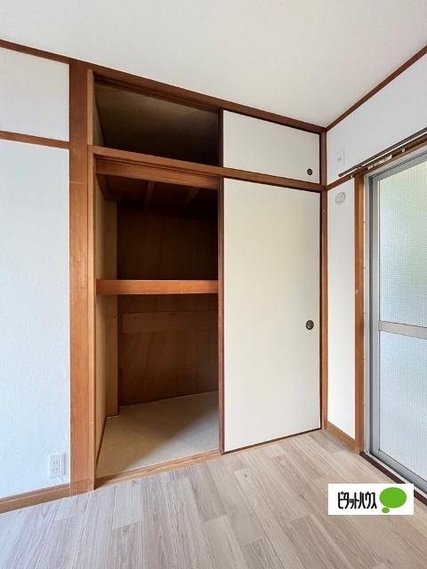 ハイツカクト（1-A） 収納