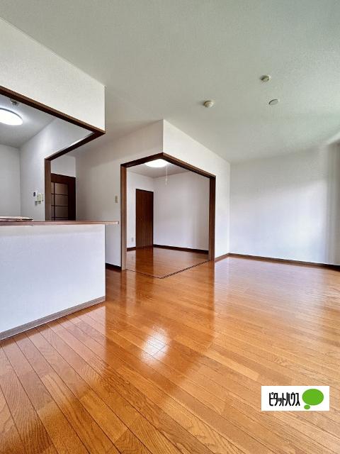 和歌山市紀三井寺マンション リビング