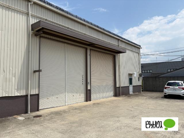 和歌山市禰宜事務所付工場（102） エントランス