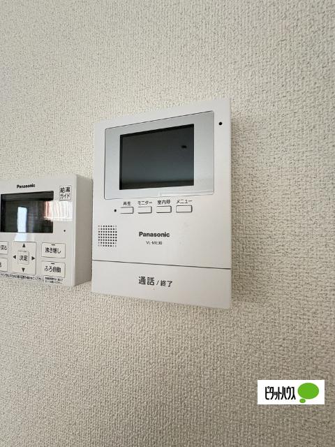 プレゾンR２４（E） 玄関