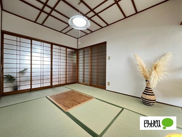 和歌山市杭ノ瀬一戸建 リビング