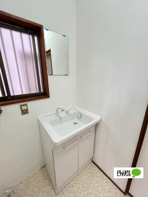 和歌山市杭ノ瀬一戸建 洗面