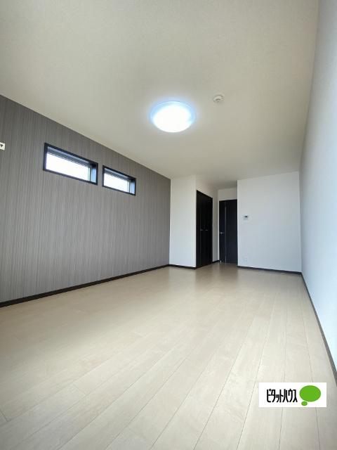 フジパレス市駅東Ⅲ番館（302） リビング