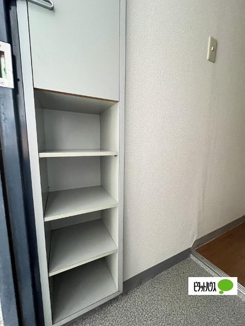 シャンティイ中ノ島（103） 収納