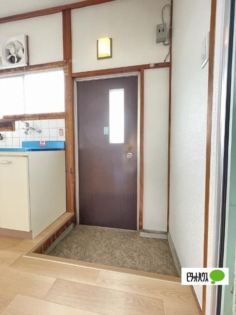 太陽住宅（10） 玄関