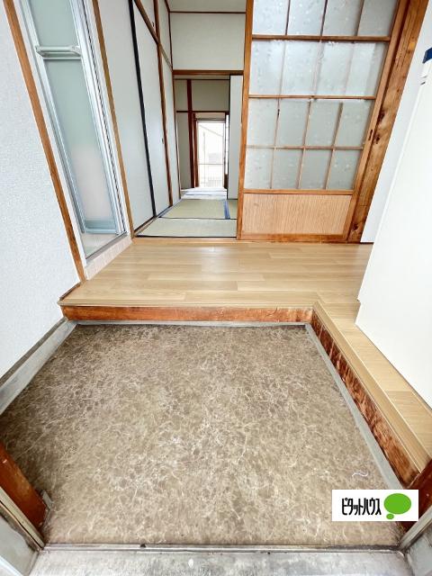 太陽住宅（10） 玄関