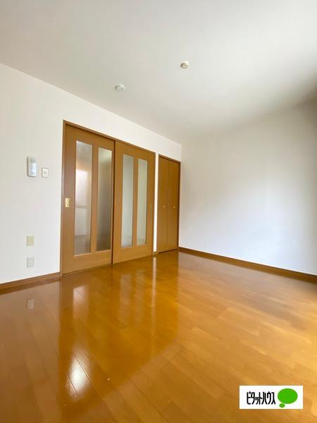 パインフィールド（205） 部屋画像