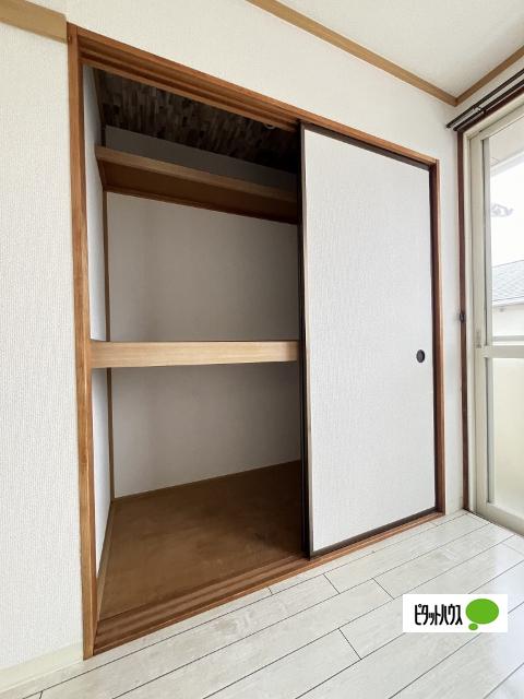 和歌川弐番館（207） 収納