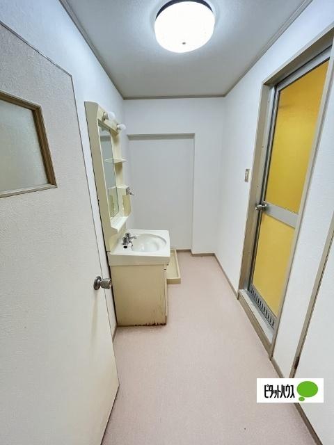 岡井マンション（201） 洗面