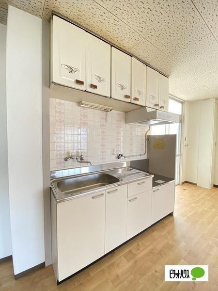 エイト本町（302） キッチン