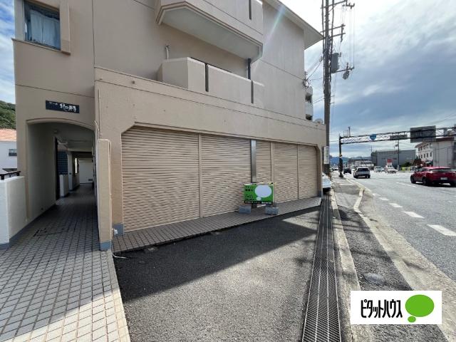 コーポ紀三井寺（1-Ａ） エントランス