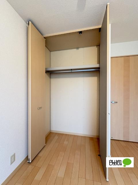 パレスデュオ・照 収納