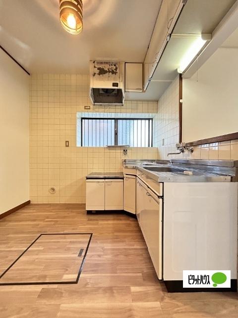 紀の川市貴志川町北山一戸建 キッチン