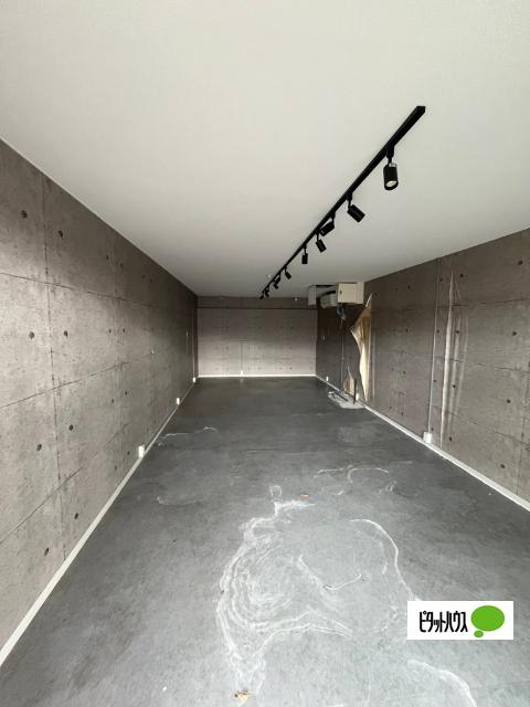 宝寿ビル（1F店舗） 室内