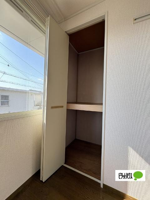 セジュール日高（205） 収納