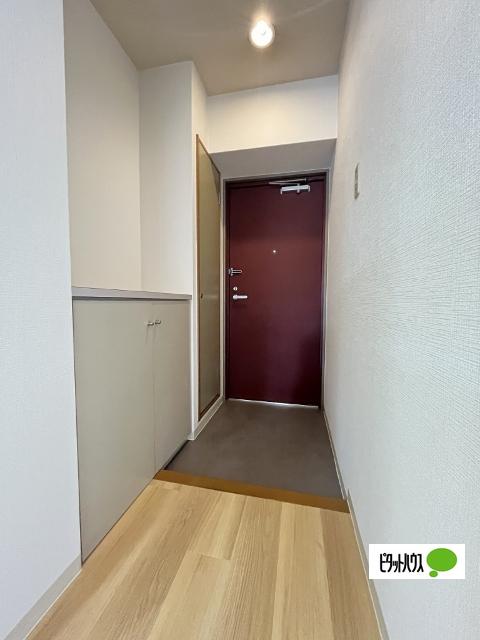 ＨＩＲＡＴＡ　ＷＥＳＴ（105） 玄関