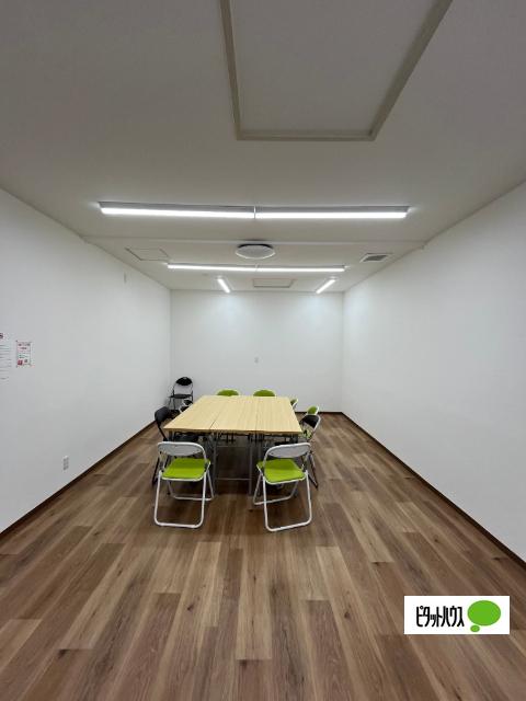 岩出市水栖テナント（東） 室内