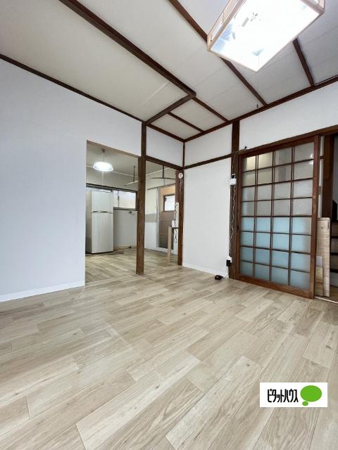 和歌山市杭ノ瀬一戸建 リビング