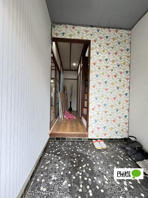 和歌山市杭ノ瀬一戸建 玄関
