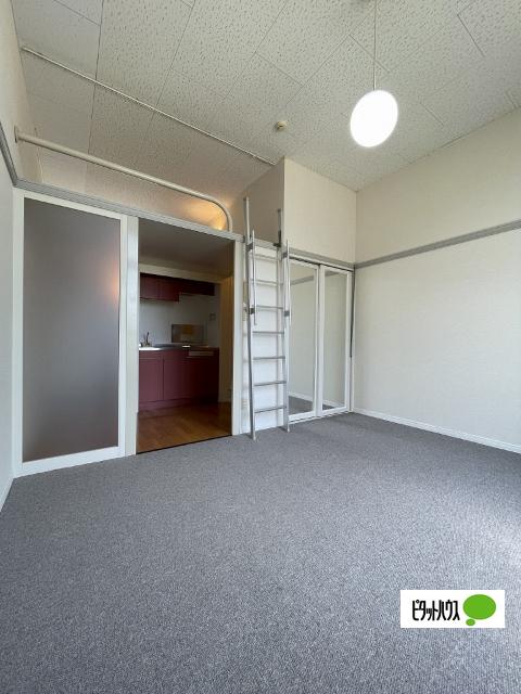 ソフィア紀伊（205） 部屋画像