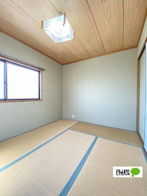 エメラルドハイツⅥ（102） 部屋画像