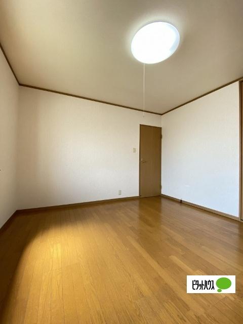 エメラルドハイツⅥ（102） 部屋画像