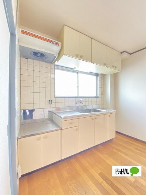 エメラルドハイツ（101） 部屋画像