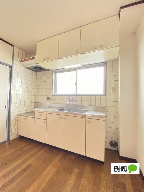 エメラルドハイツ（101） 部屋画像