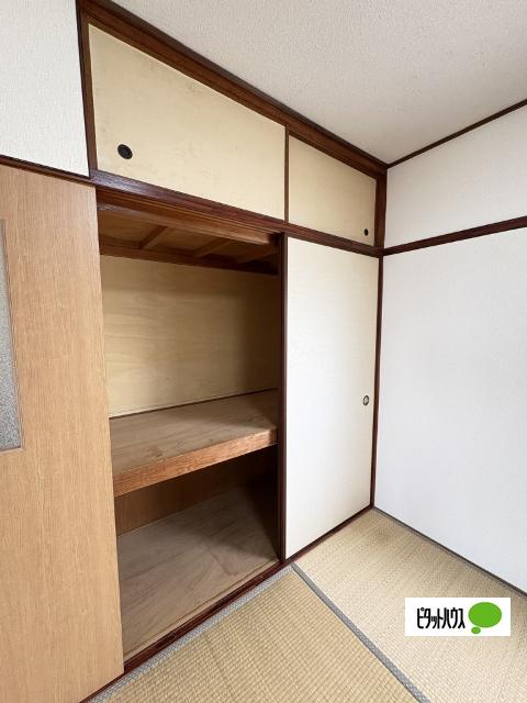 楠見マンション（302） 収納