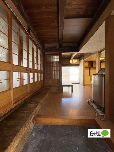 有田市宮崎町一戸建 玄関