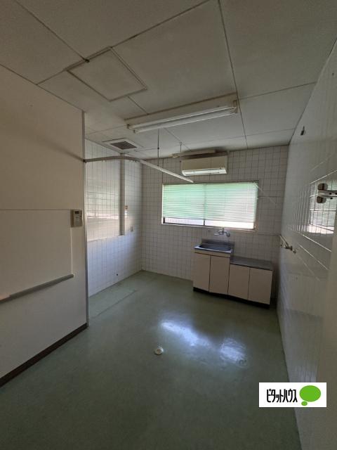 和歌浦西1-1-10店舗（1Ｆ） 室内