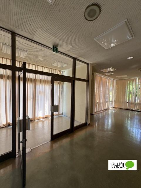 和歌浦西1-1-10店舗（1Ｆ） 玄関